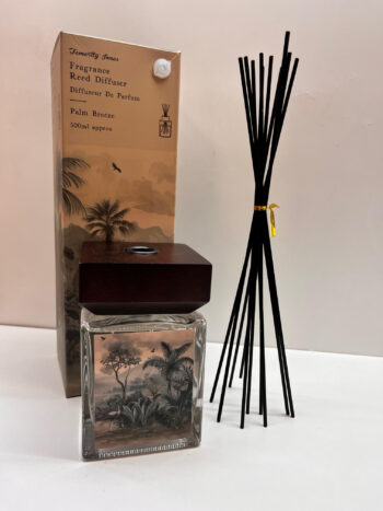 Αρωματικό diffuser Fresh Palm 500ml με ξύλινο καπάκι και botanical ετικέτα από τη Candle Tales