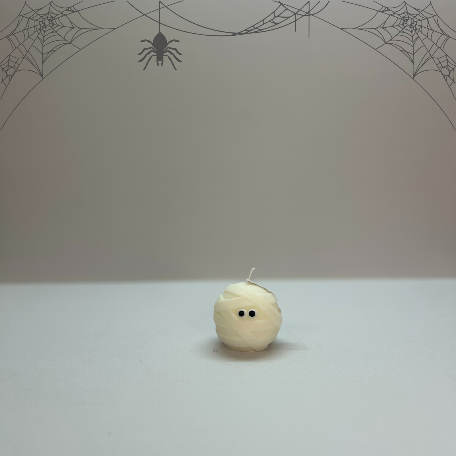 5 Halloween Mummy Candle – κερί Candle Tales με άρωμα Pumpkin Spice