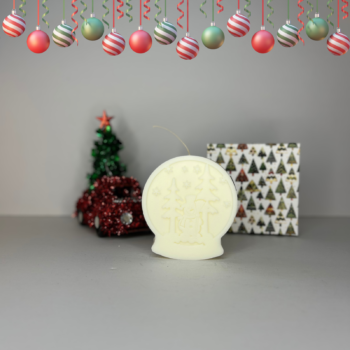 Χειροποίητο κερί Snow Globe με χιονάνθρωπο και έλατα