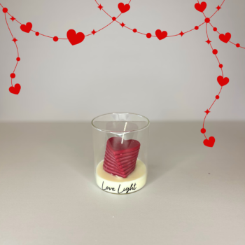 κερί καρδιά αγίου βαλεντίνου με κόκκινη spiral καρδιά σε γυάλινο ποτήρι