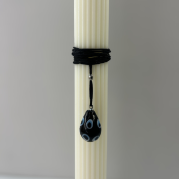 αρωματική πασχαλινή λαμπάδα με μαύρο μάτι κολιέ